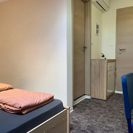 Roompoint 3*