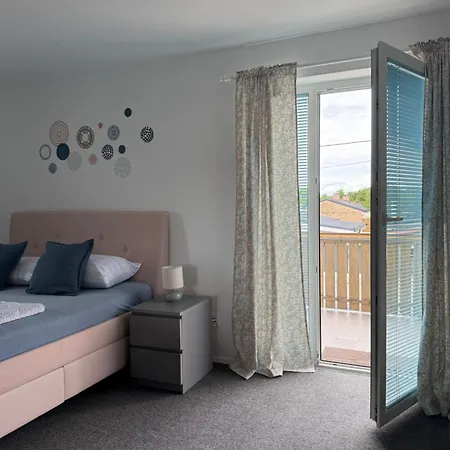 Bed & Breakfast Roompoint 3*