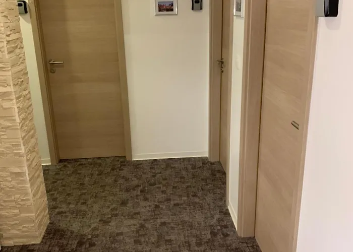 Roompoint Bed & Breakfast