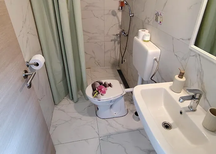 Roompoint Bed & Breakfast